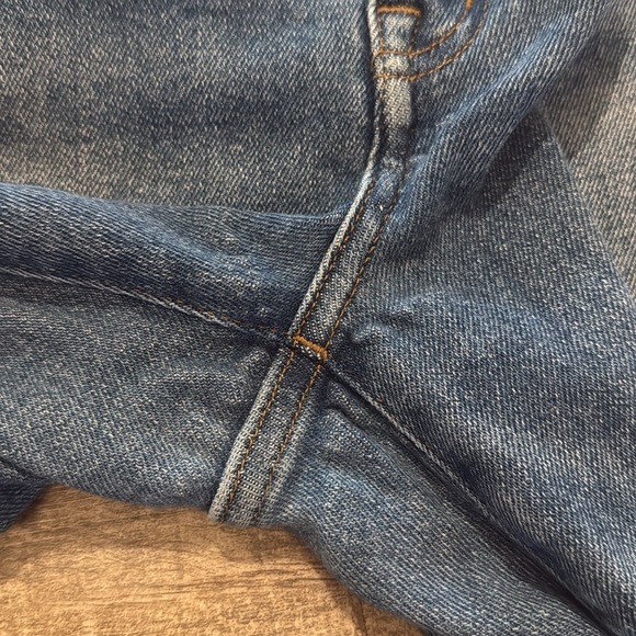 Madewell - Stovepipe Jeans in Ditmas Wash - Size 28 - Good Condition!! - Picture 11 of 13